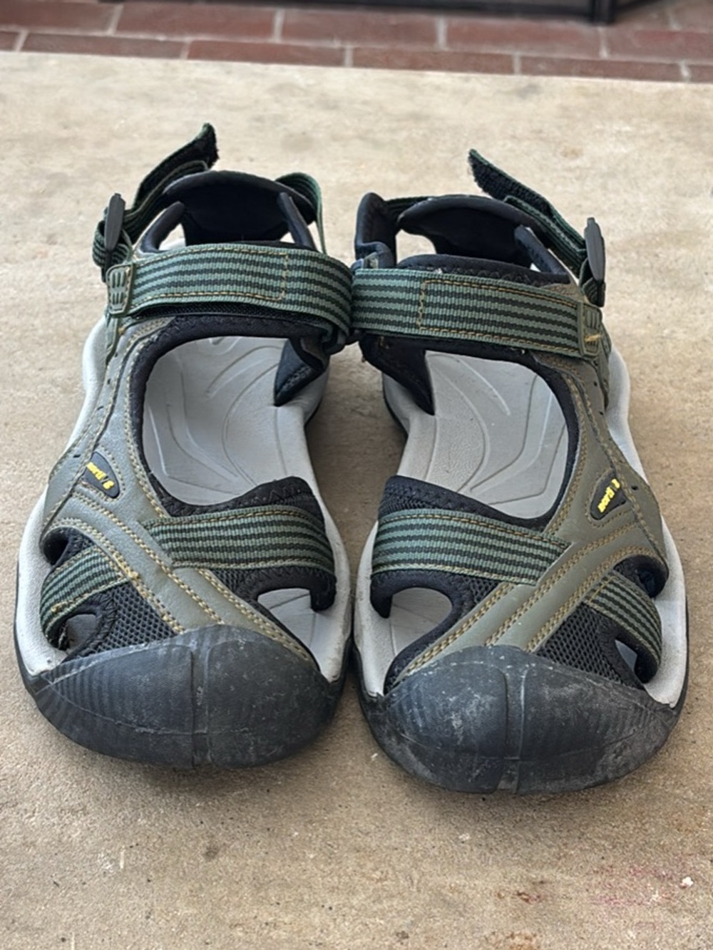 Nortiv 8 Men's Hiking Sandals Size 8 (A-7)